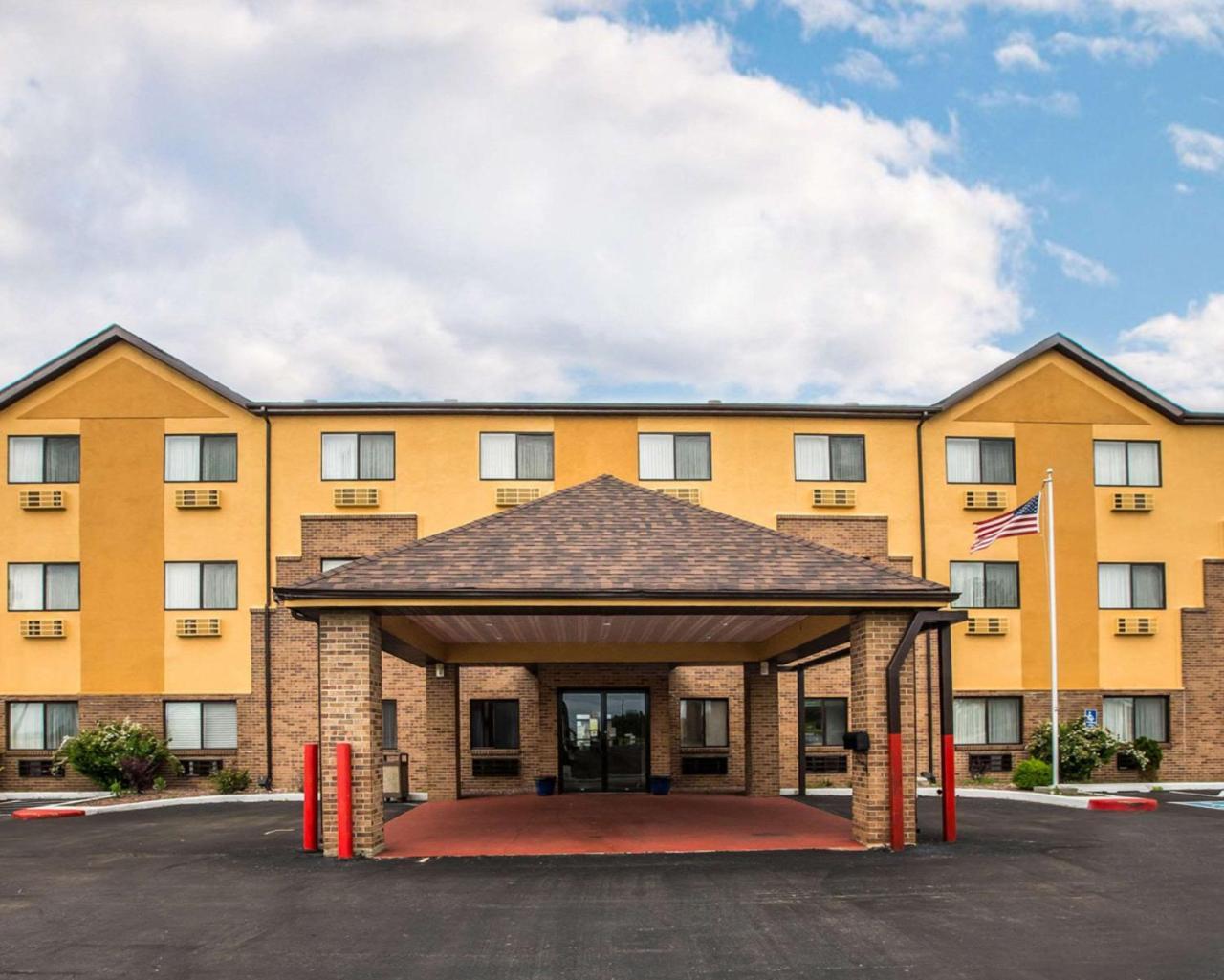 Quality Inn Peru Near Starved Rock State Park Exterior photo